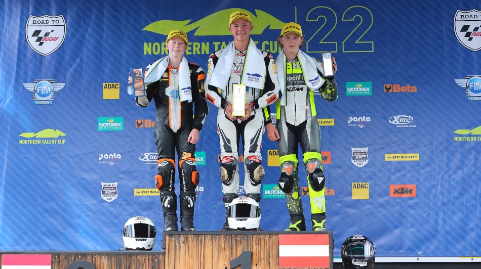 Podium Race 2